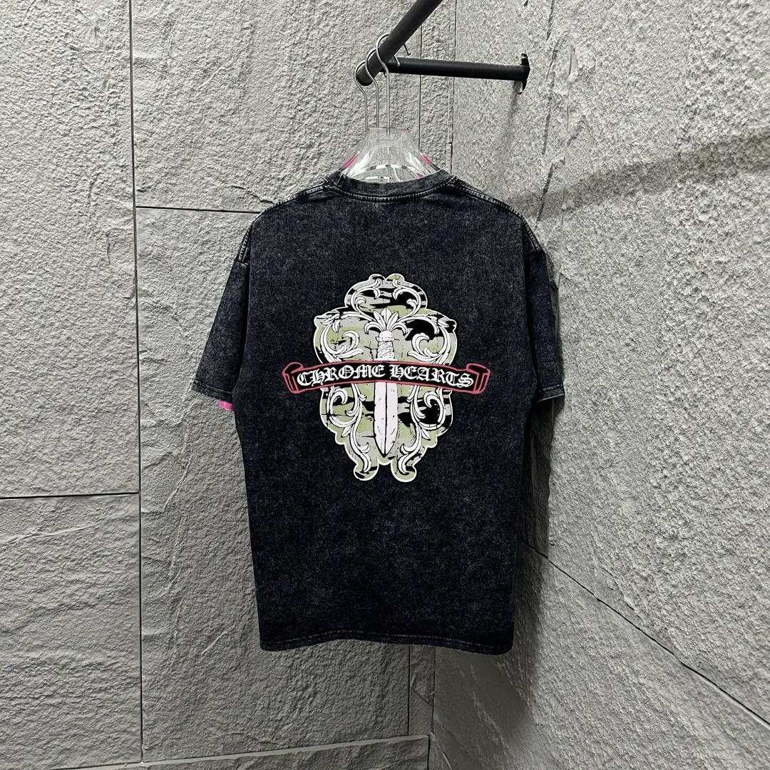 🅿️180 CH* Crow Heart* 2025 spring and summer new style Snowflake distressed washed retro round neck short sleeves Chest and front logo Front and back cross horseshoe print Customized fabric Short-sleeved T-shirt Unisex Size: S M L XL XXL Color: Snowflake Black Snowflake Gray Snowflake Pink Snowflake Blue